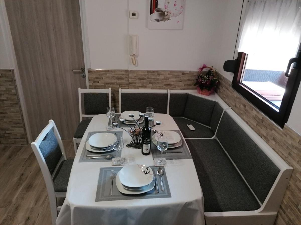Apartman Nino Rijeka Eksteriør billede